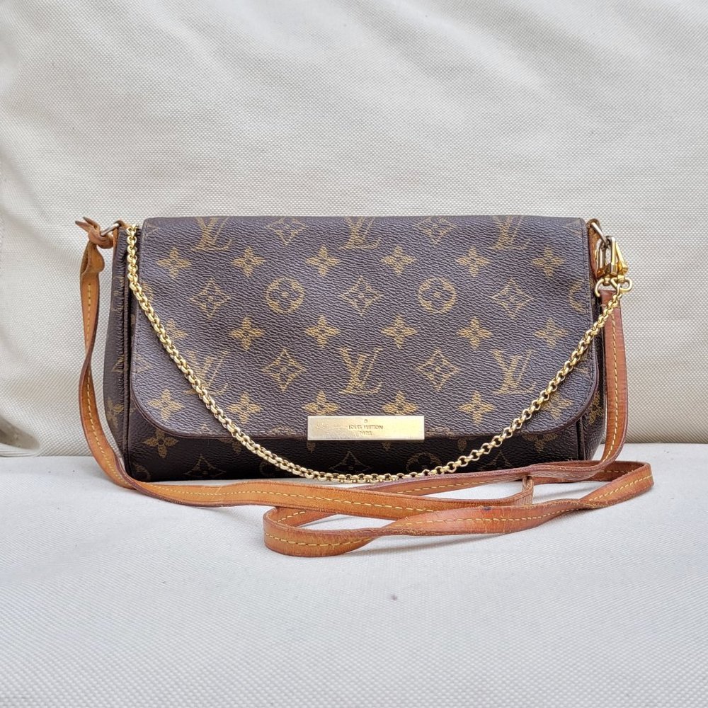 LOUIS VUITTON Favorite MM Monogram Bag